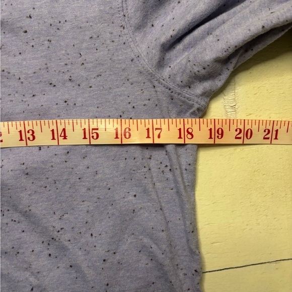 Carhartt Heatherd Violet Long Sleeved T-Shirt V Neck Women’s Size Medium Relaxed - Picture 5 of 6